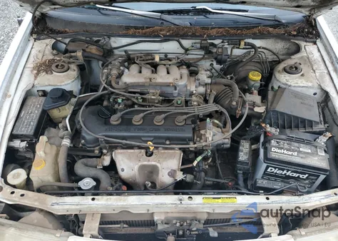 1999 Nissan Sentra Base из США, поврежденный, VIN 3N1AB41D1XL086846